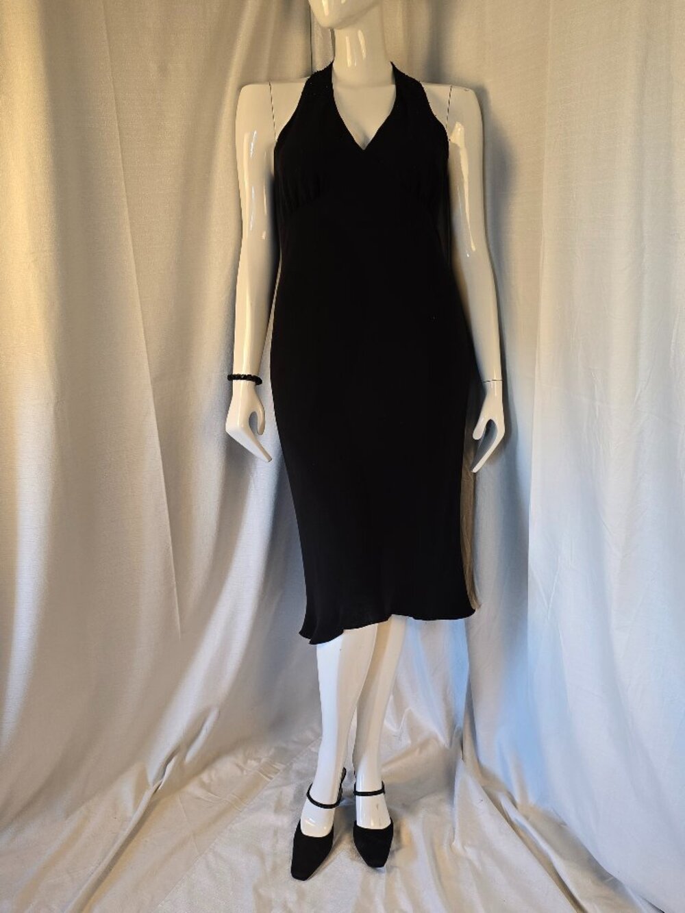 Evan Picone V-neck Halter Style Black Dress with Seed Beading on Bodice Size XL - Picture 1 of 10
